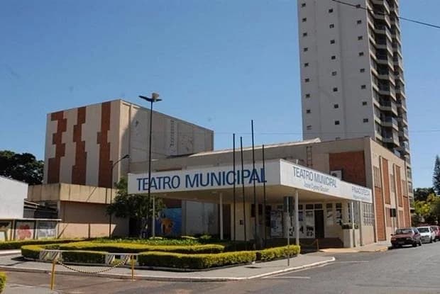 Teatro Municipal José Cyrino Goulart