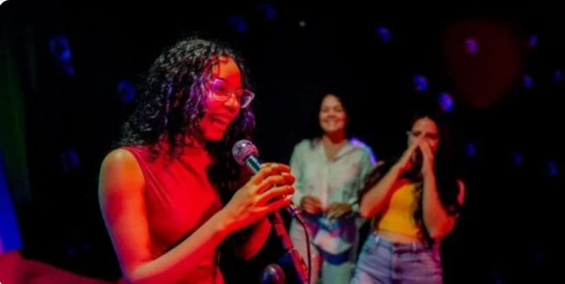 Sesc Franca oferece karaokê gratuito para jovens em outubro